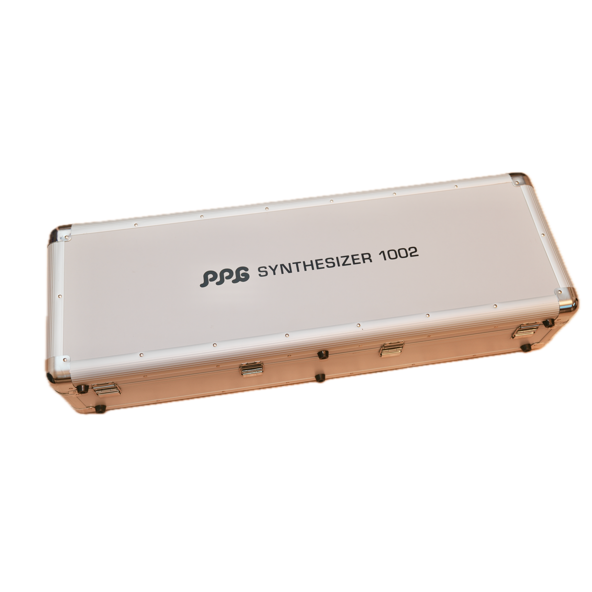 PPG 1002 Mk2 gesloten flightcase met label PPG Synthesizer 1002