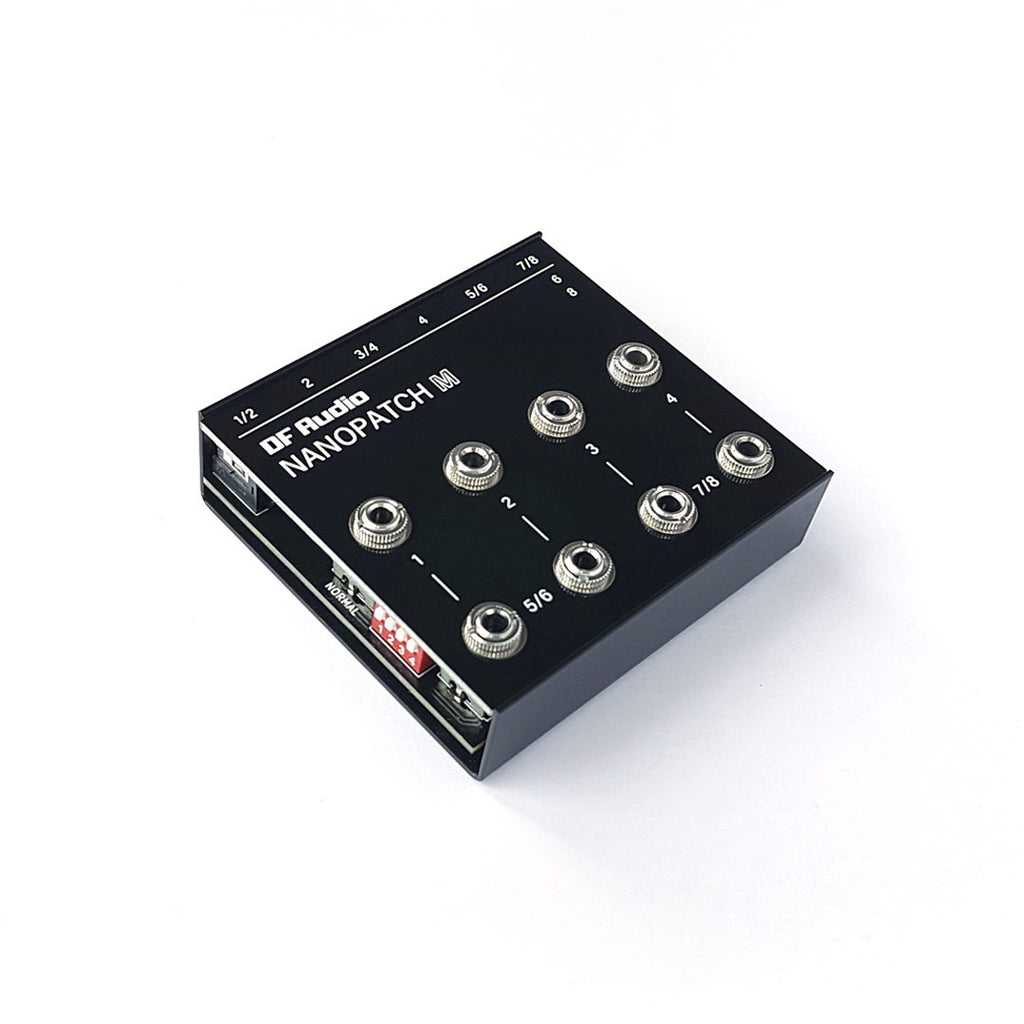 DF Audio Nanopatch M patchbay, schuin aanzicht