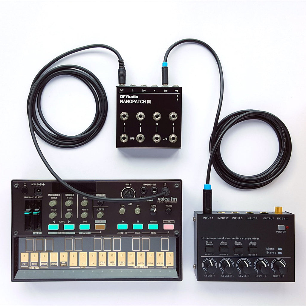 DF Audio Nanopatch M aangesloten op een mixer